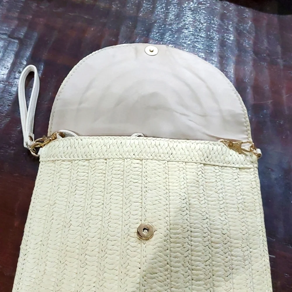CREAM STRAW RATTAN CLUTCH WRISTLET  CROSSBODY BAG ADJUSTABLE STRAP NEUTRAL
